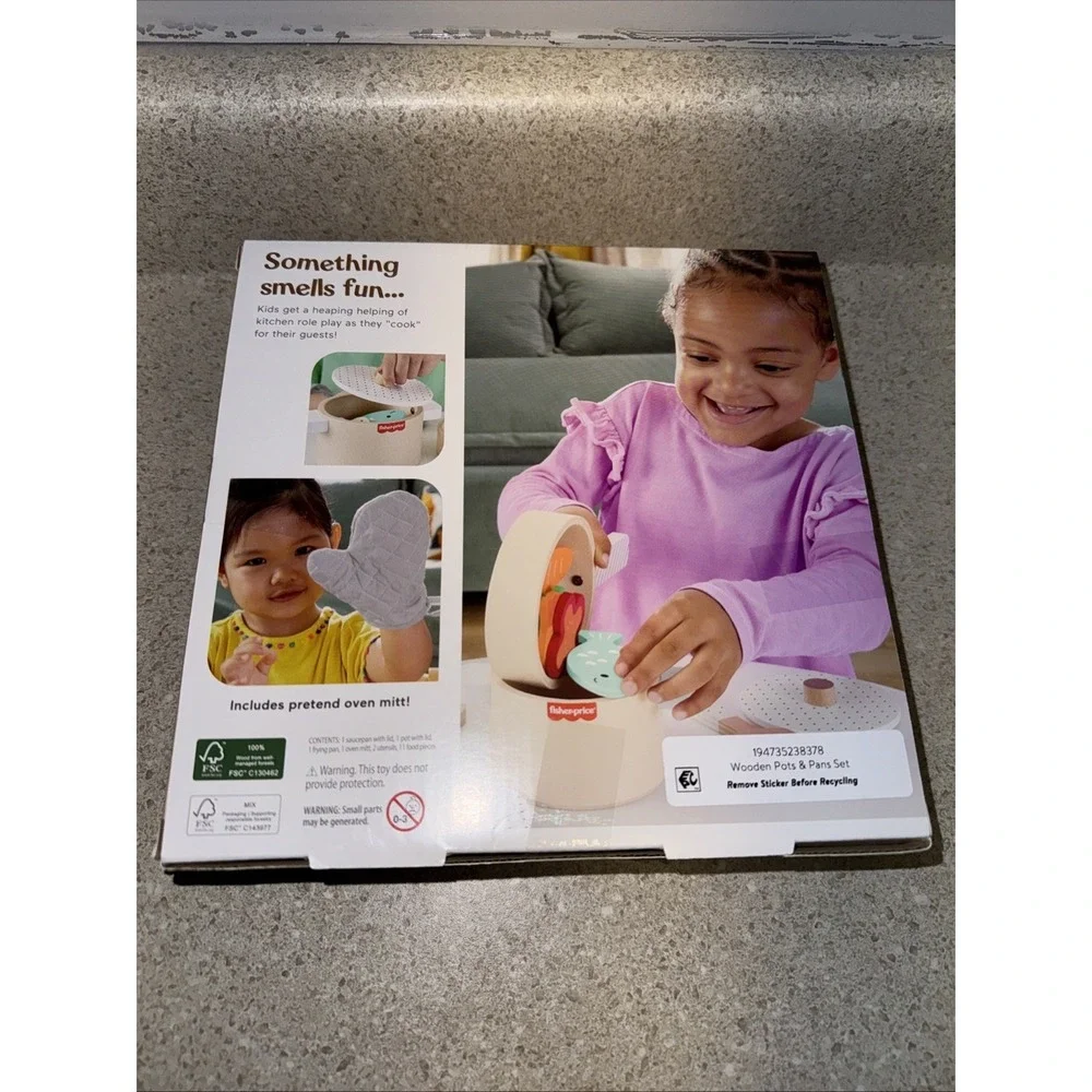 Fisher Price WOODEN POTS & PANS 19 Piece Set Development Toy  FSC Ages 3 +